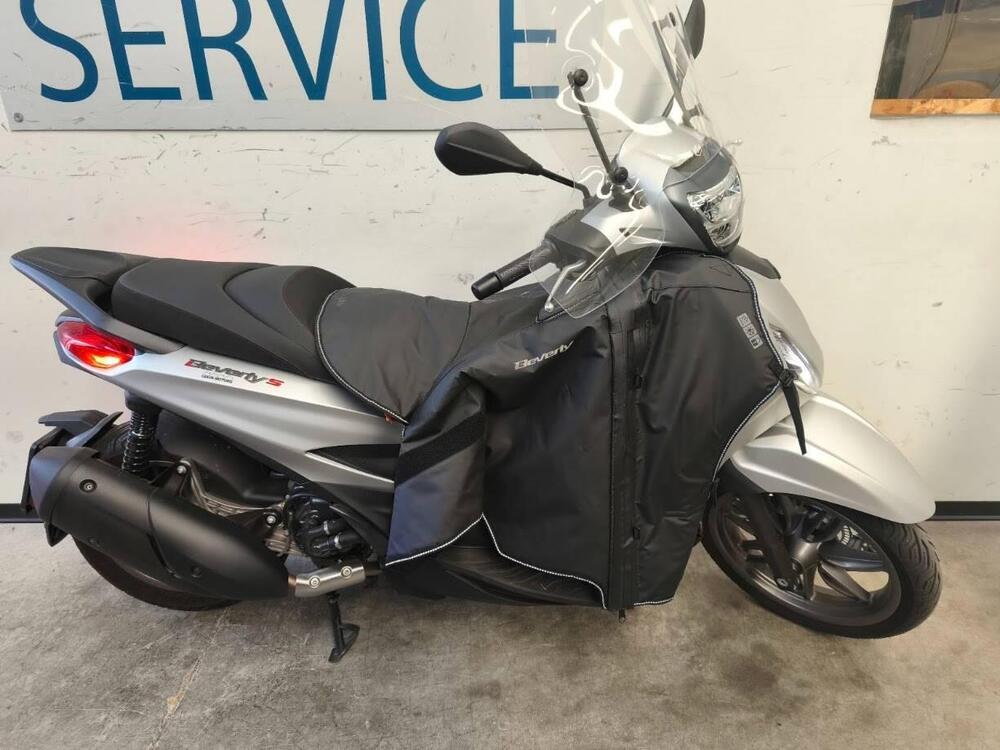 Piaggio Beverly 300 ABS-ASR (2021 - 24)