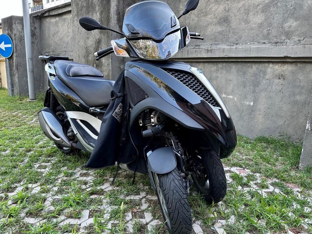 Piaggio Mp3 300 Yourban (2017 - 19) (3)