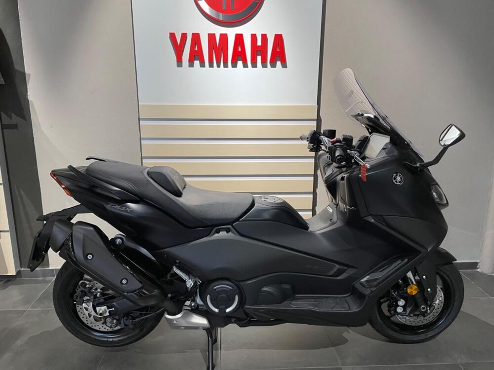 Yamaha T-Max 560 (2022 - 24)