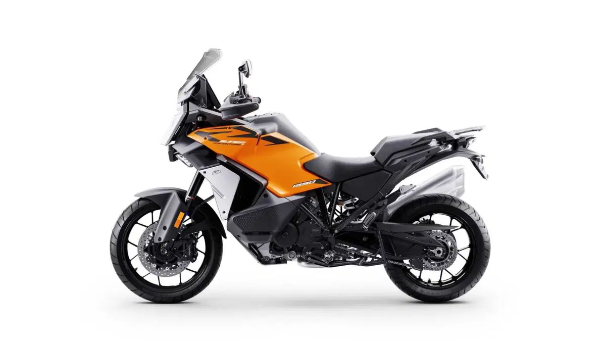 KTM 1390 Super Adventure 1390 Super Adventure S EVO (2026) (5)