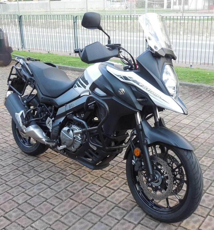 Suzuki V-Strom 650 (2021 - 24) (2)