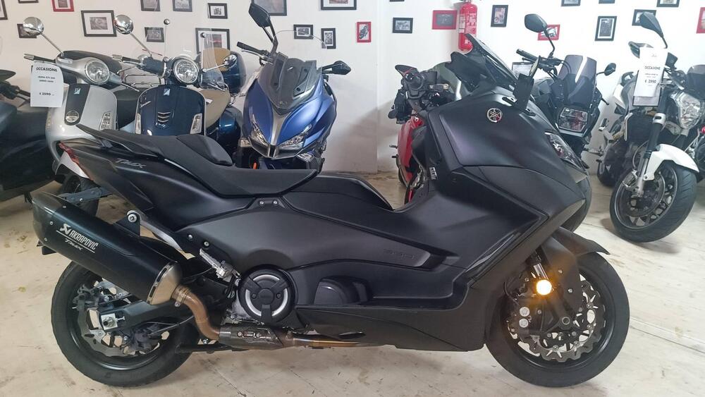 Yamaha T-Max 560 (2022 - 24)