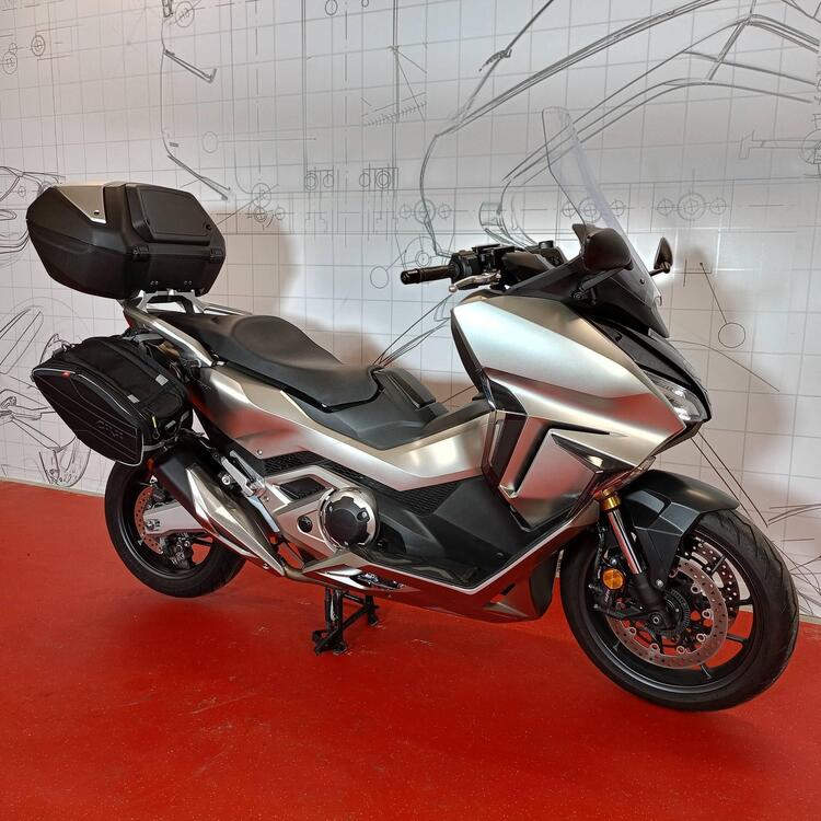 Honda Forza 750 DCT (2021 - 24) (3)