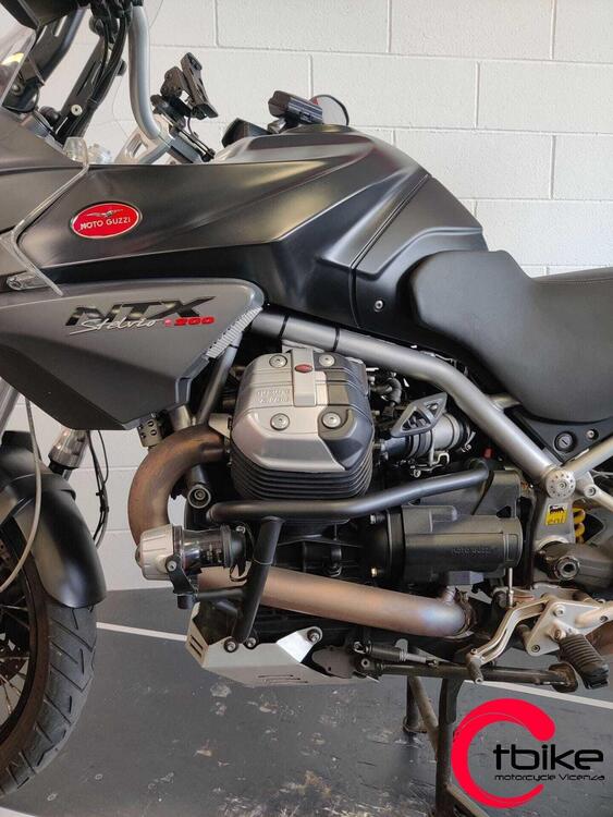 Moto Guzzi Stelvio 1200 NTX (2011 - 16) (2)