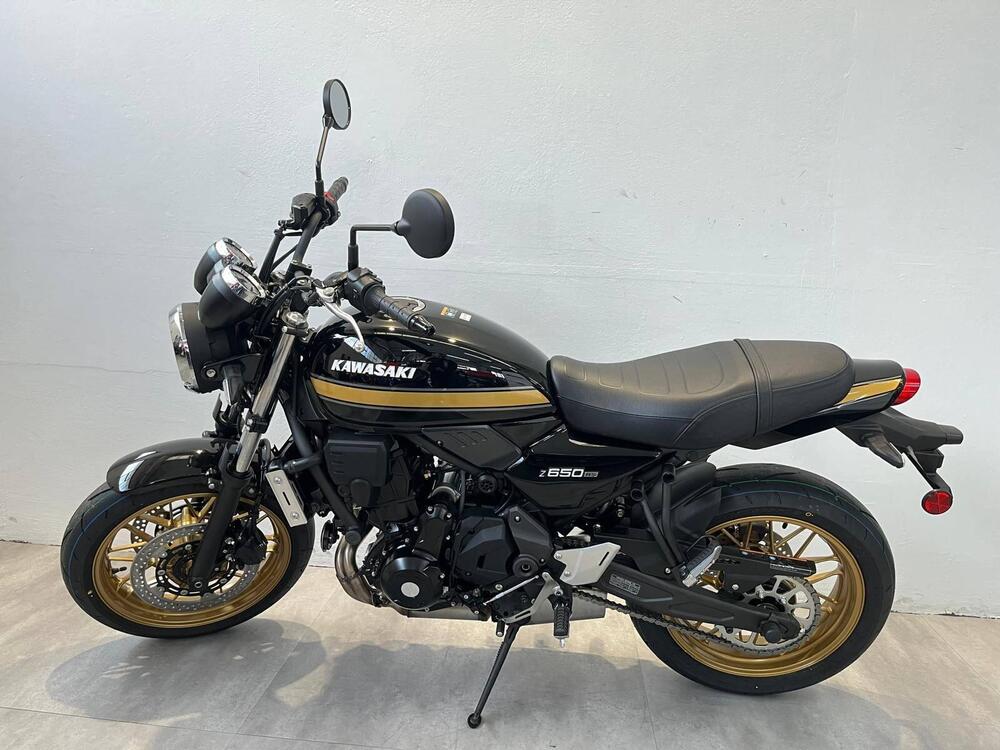 Kawasaki Z 650 RS (2022 - 25) (2)