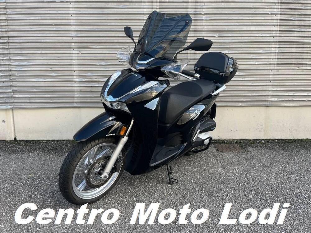 Honda SH 350 (2021 - 24) (4)