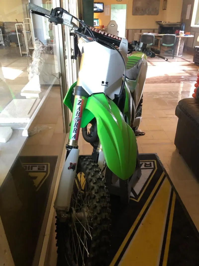 Kawasaki KX 450 F (2019) (3)