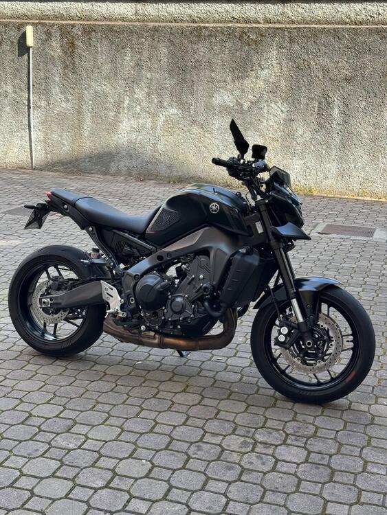 Yamaha MT-09 (2021 - 23) (4)