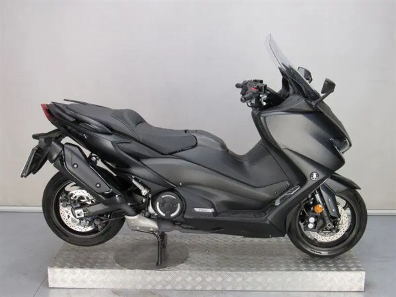 Yamaha T-Max 560 (2020 - 21) (2)