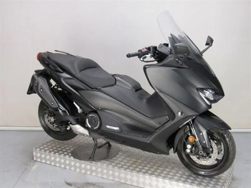 Yamaha T-Max 560 (2020 - 21) (3)