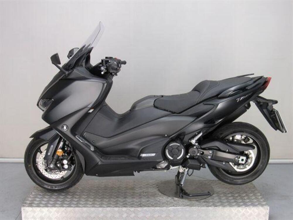 Yamaha T-Max 560 (2020 - 21) (4)