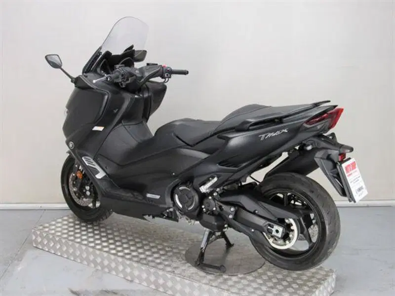 Yamaha T-Max 560 (2020 - 21) (6)
