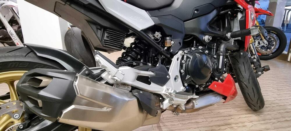 Bmw F 900 R (2021 - 25) (5)