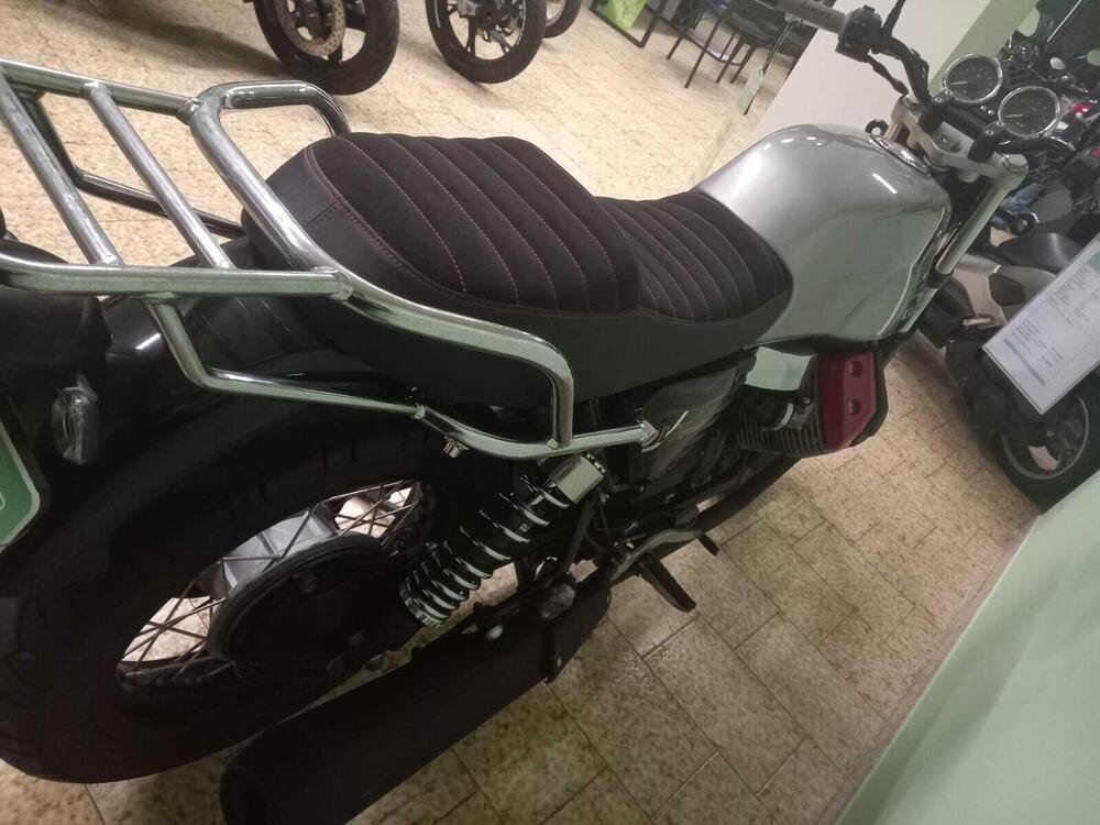 Moto Guzzi V7 Special (2012 - 14) (4)