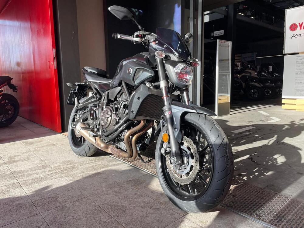 Yamaha MT-07 (2017 - 18) (2)