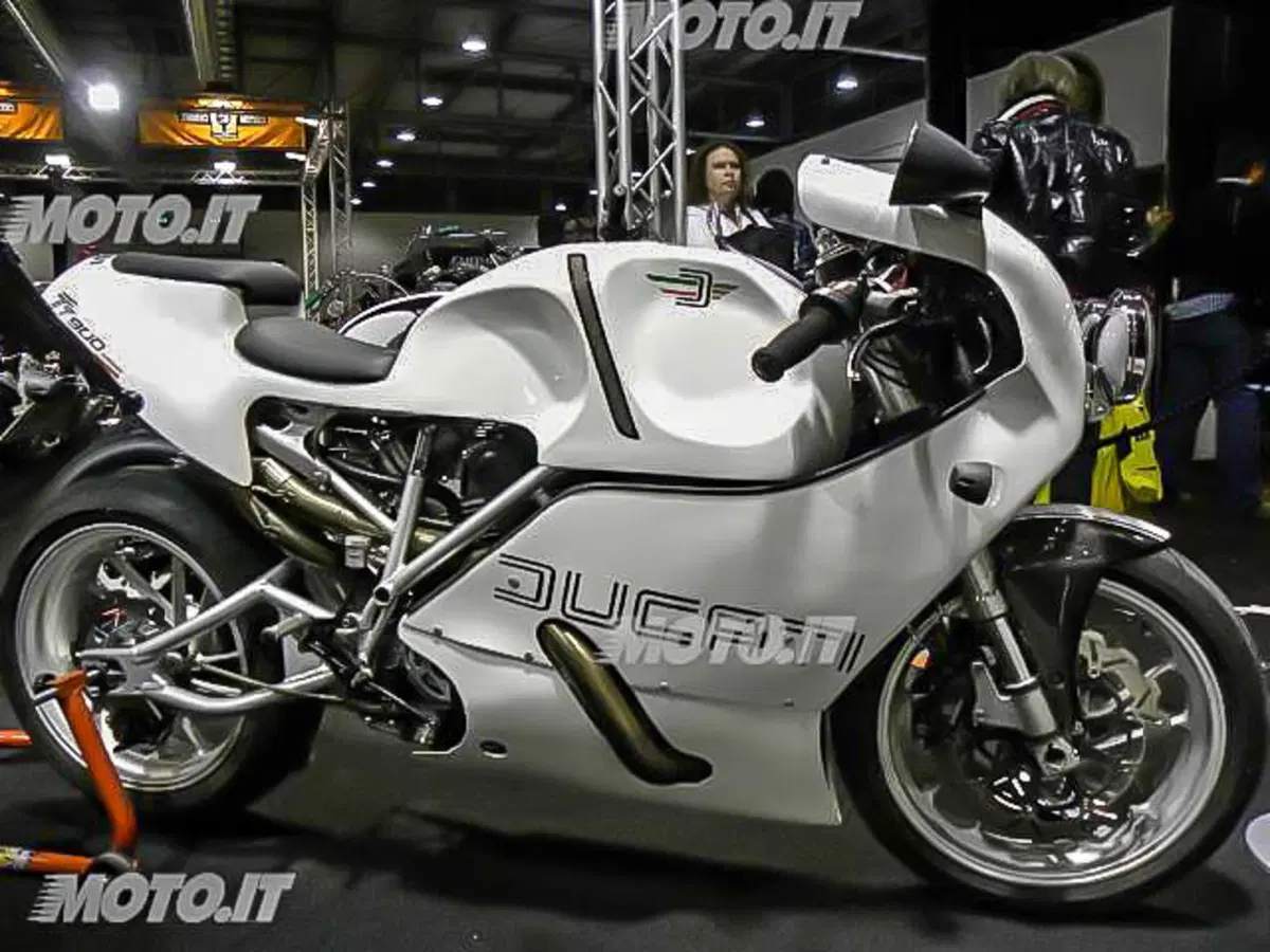 Le Strane di Moto.it: Ducati 900SS (3)