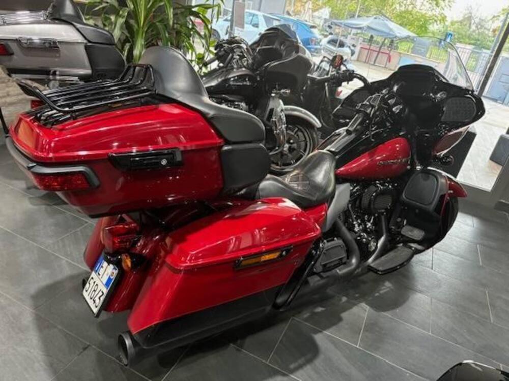 Harley-Davidson 114 Road Glide Limited (2020) - FLTRK (3)