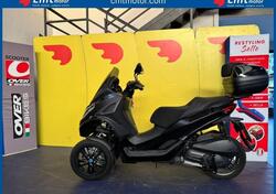 Piaggio MP3 300 ABS Hpe (2021 - 24) usata