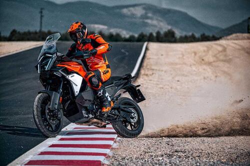 Nuova KTM 1390 Super Adventure S EVO: tutto quello che c'è da sapere [GALLERY] (3)