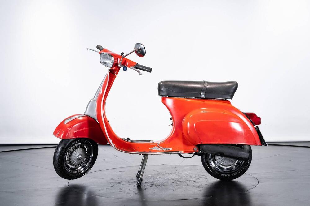 Piaggio VESPA 50 SPECIAL (2)