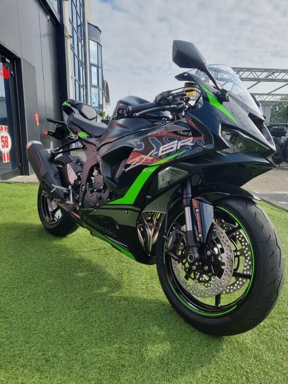 Kawasaki Ninja 636 ZX-6R (2024 - 25) (3)