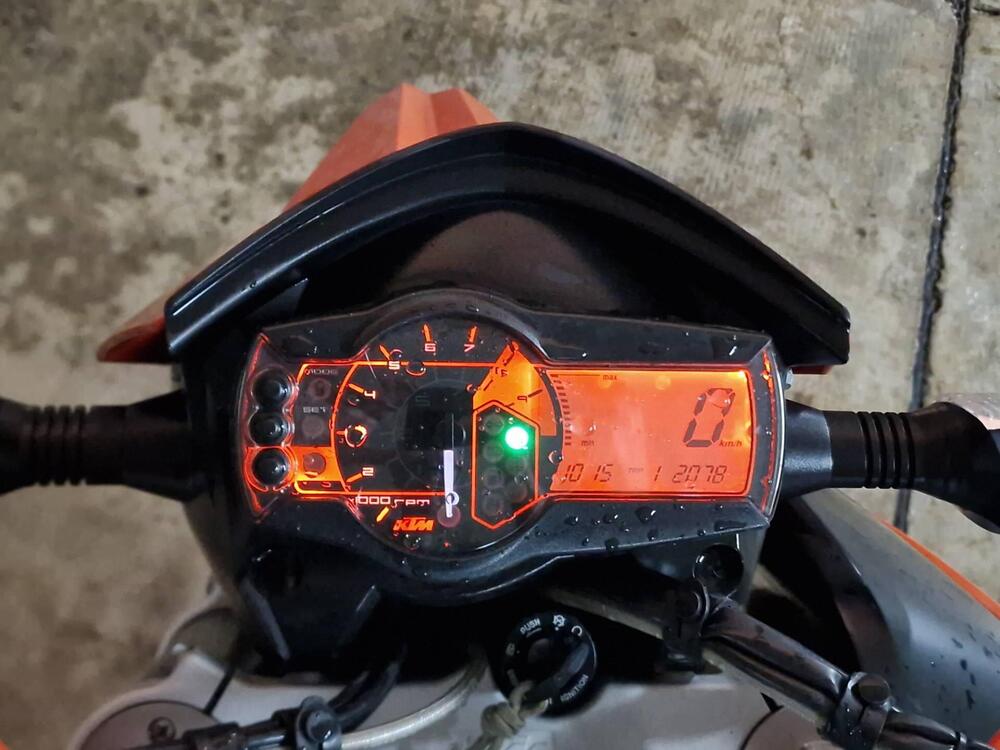 KTM 690 Supermoto (4)