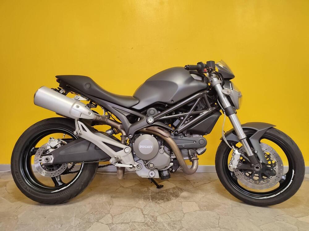 Ducati Monster 696 (2008 - 13) (3)