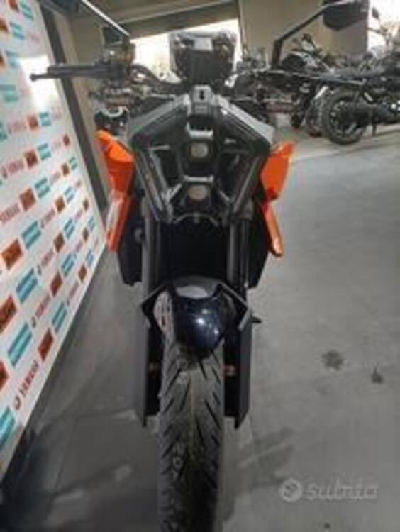 KTM 990 Duke (2024) (5)