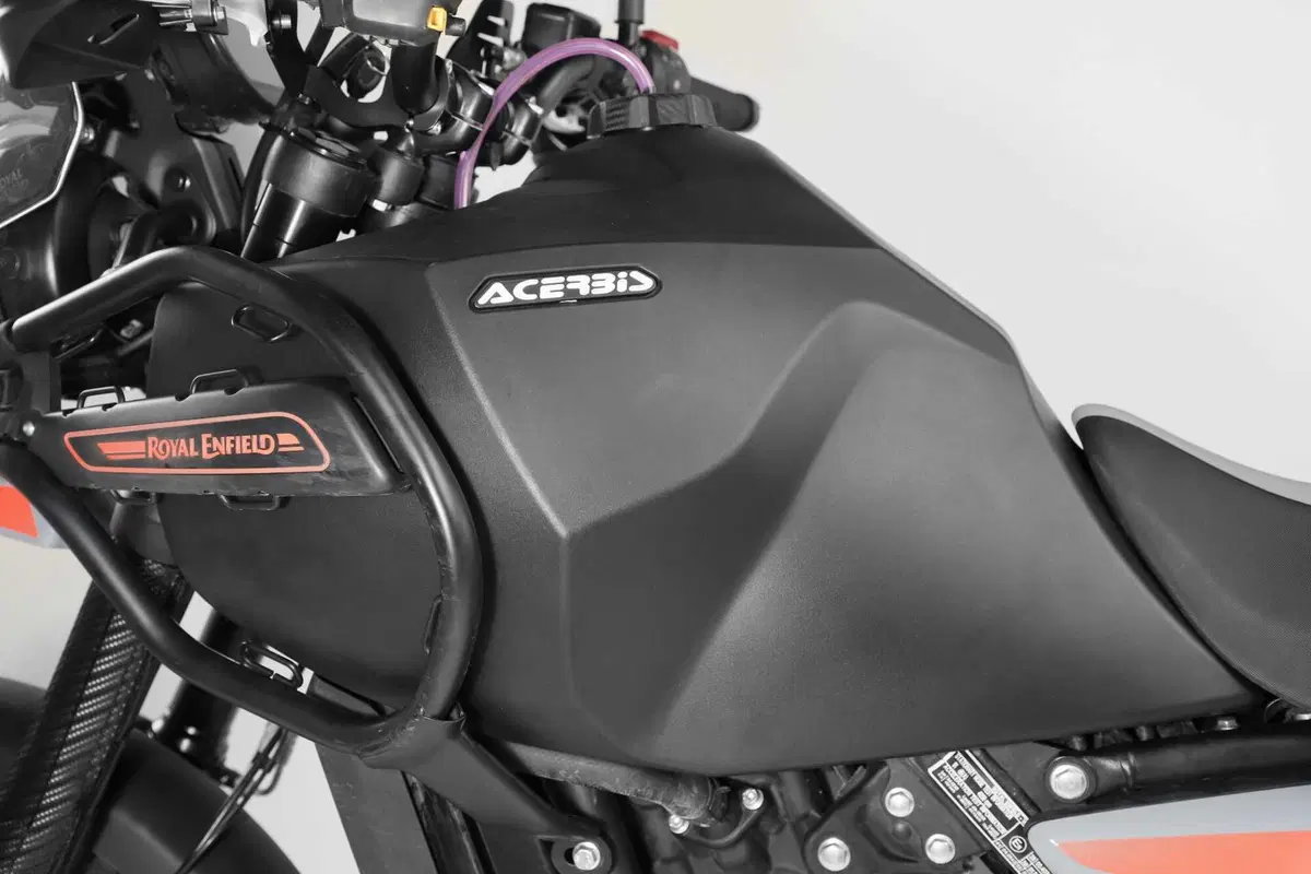 Acerbis presenta i nuovi accessori per la Royal Enfield Himalayan 450 (3)