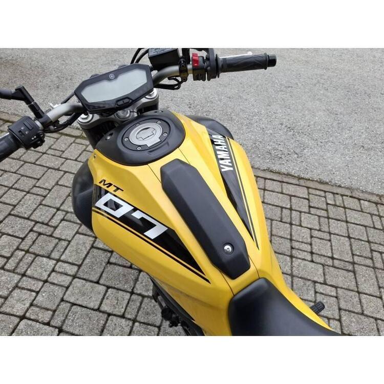 Yamaha MT-07 ABS (2014 - 16) (3)