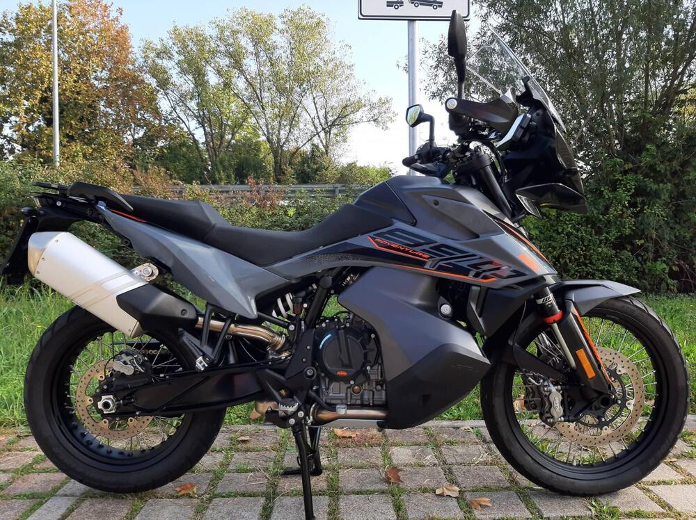 KTM 890 Adventure (2022) (2)