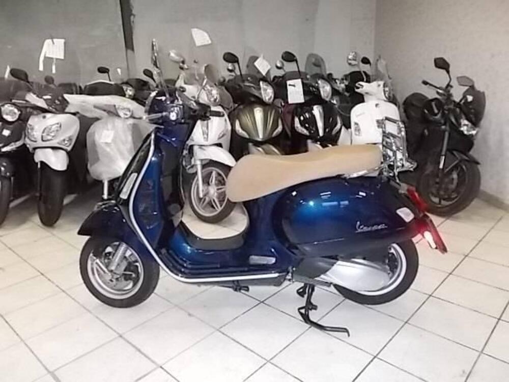 Vespa GTS 300 Hpe (2021 - 22)