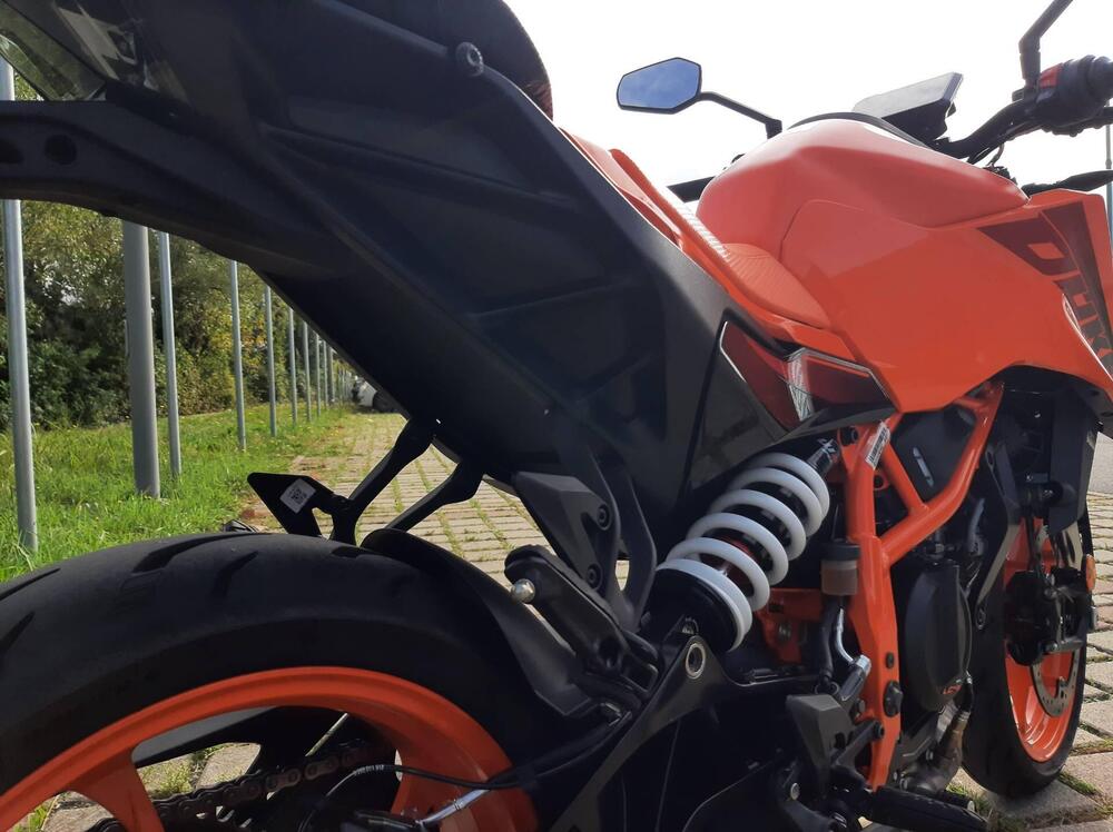 KTM 390 Duke (2024) (5)