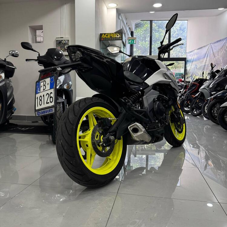 CFMOTO 650NK (2021 - 24) (2)