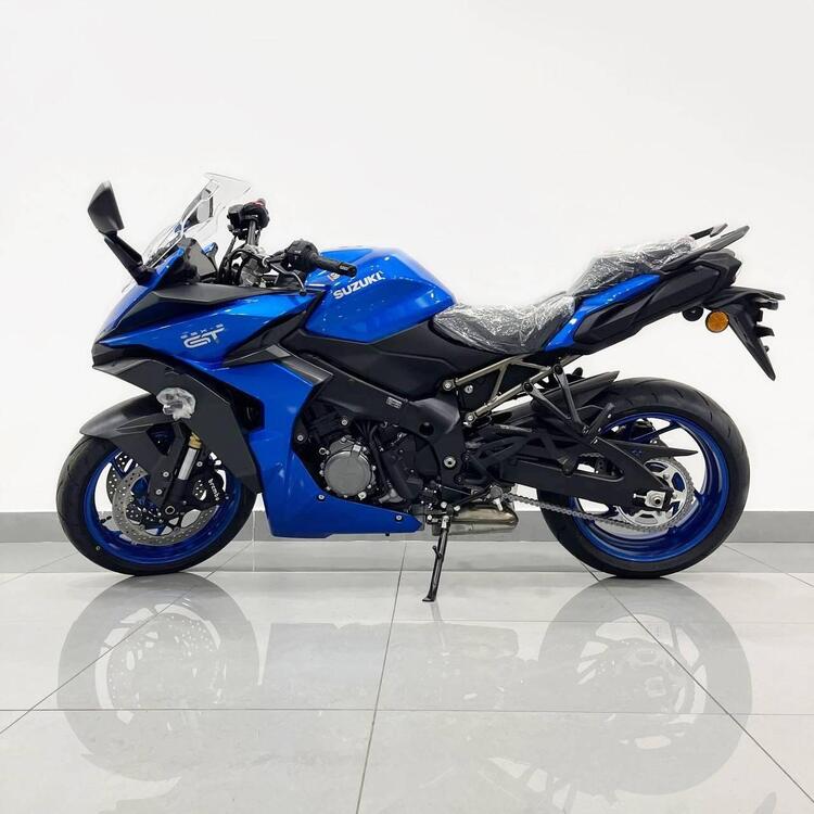 Suzuki GSX-S1000GT (2022 - 24) (2)