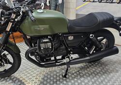 Moto Guzzi V7 Stone (2021 - 24) nuova