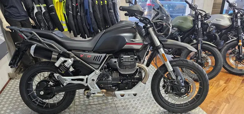 Moto Guzzi V85 Strada (2024 - 26) (9)
