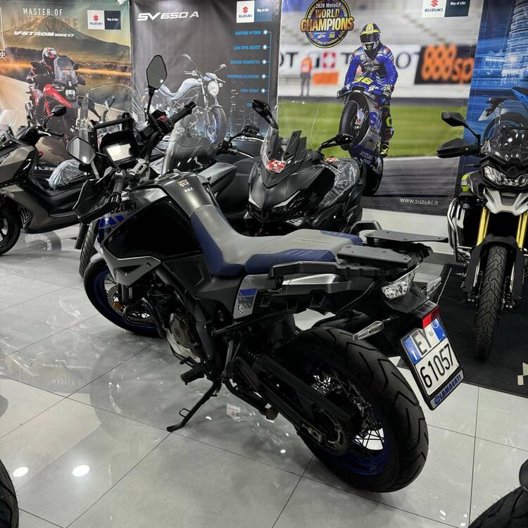 Suzuki V-Strom 1050XT (2020 - 23) (4)