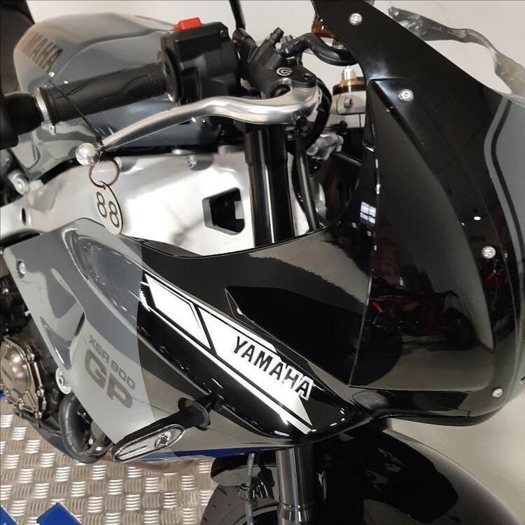 Yamaha XSR 900 GP (2024 - 25) (4)