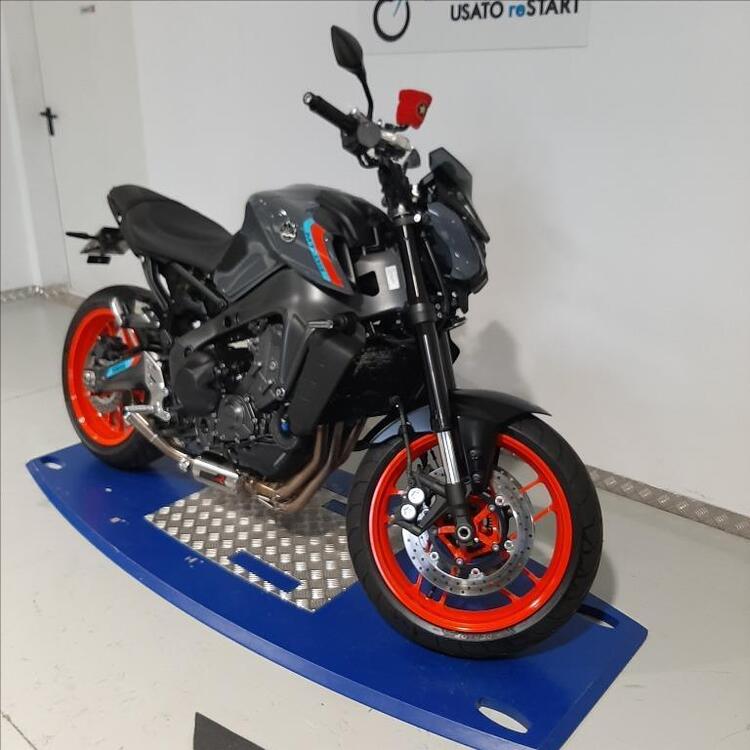 Yamaha MT-09 (2021 - 23) (2)