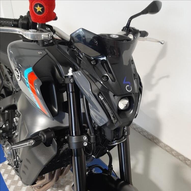 Yamaha MT-09 (2021 - 23) (4)