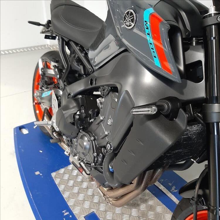 Yamaha MT-09 (2021 - 23) (5)