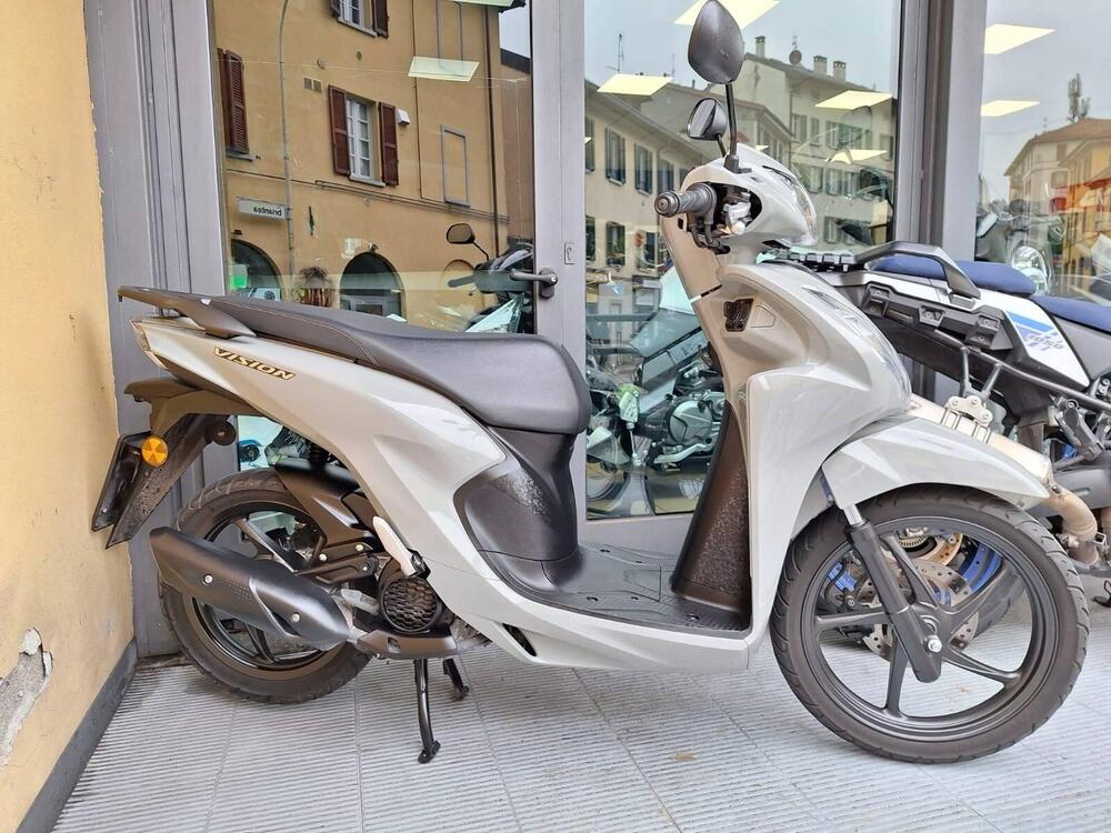 Honda Vision 110 (2021 - 24) (2)