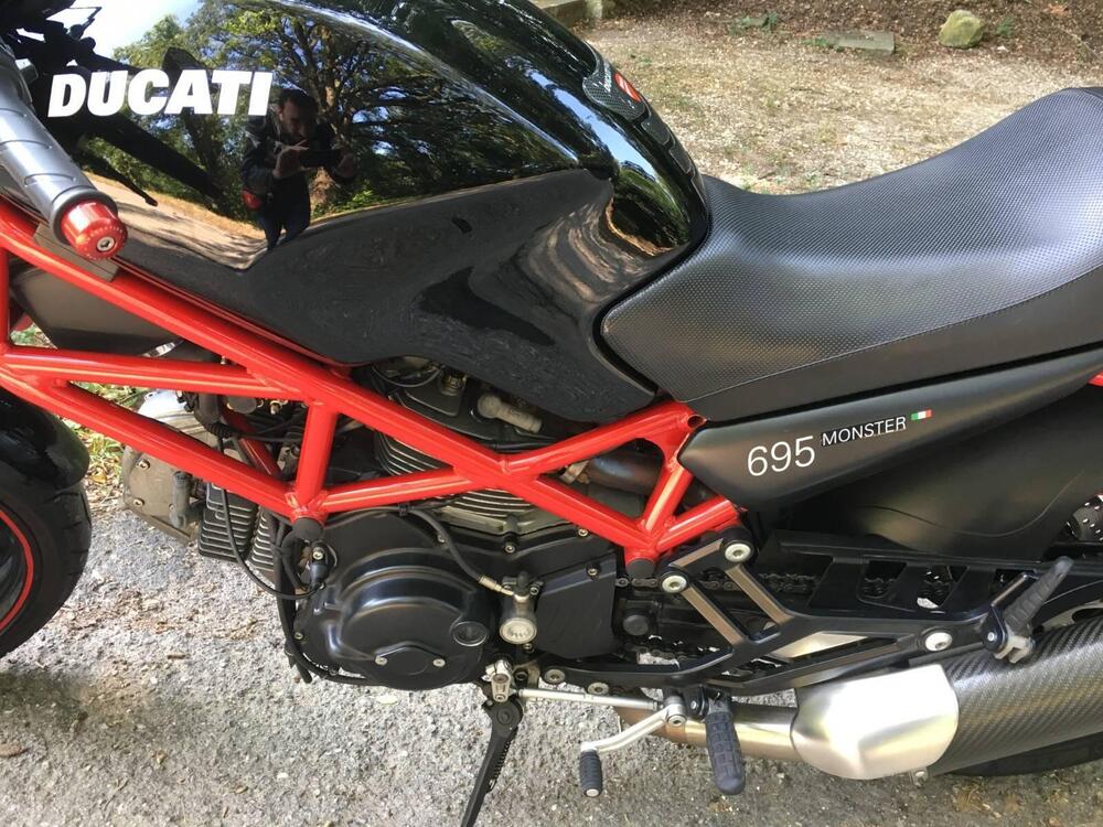 Ducati Monster 695 (2006 - 08) (4)