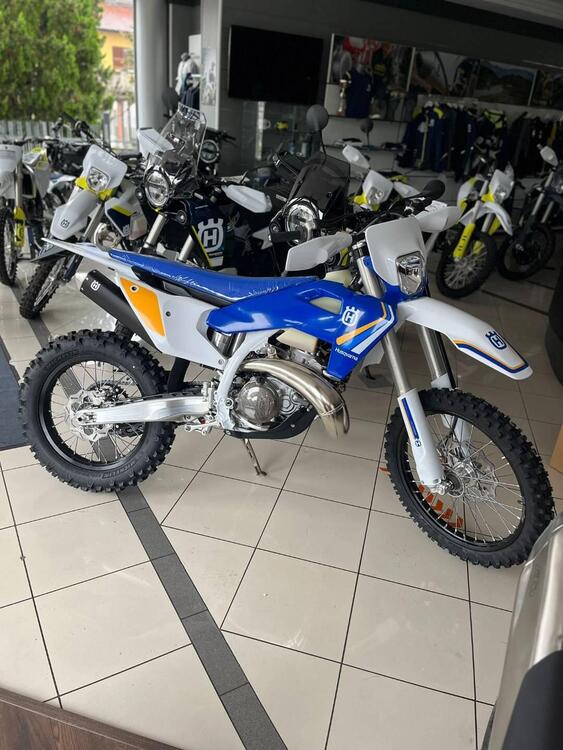 Husqvarna TE 300 (2025)