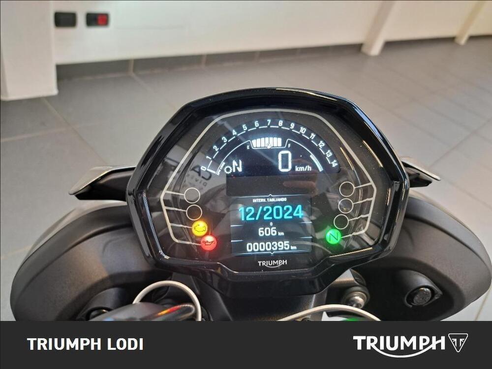 Triumph Street Triple R (2020 - 23) (2)