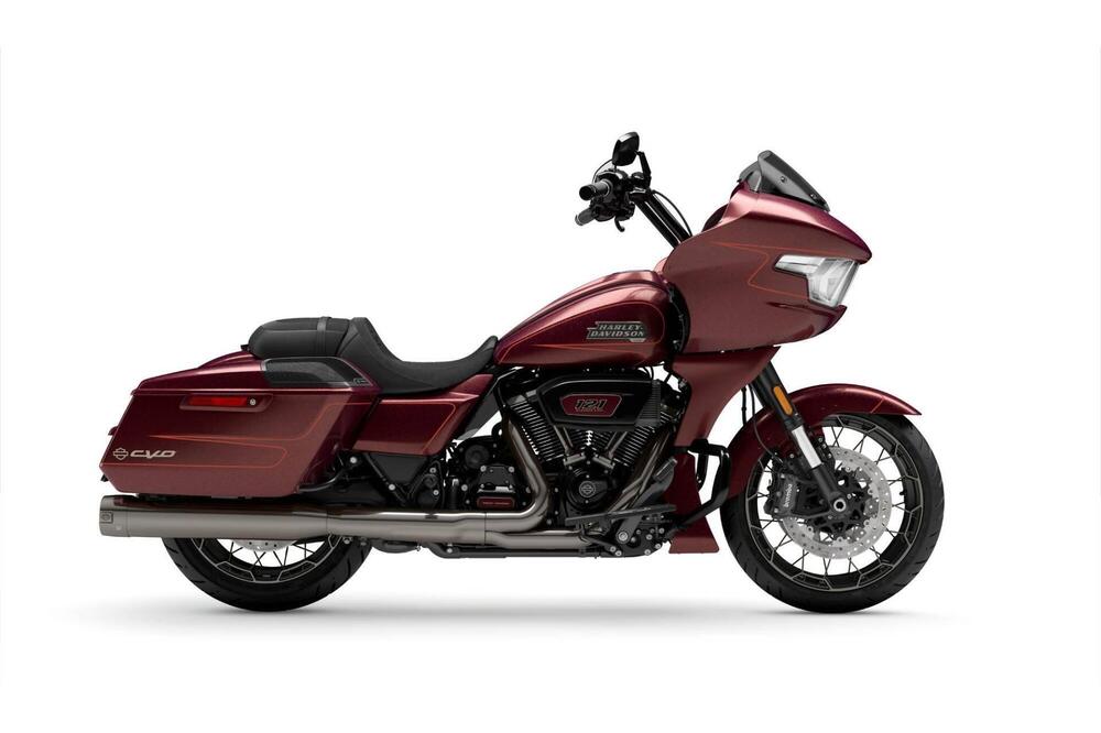 Harley-Davidson CVO Road Glide (2024) (2)