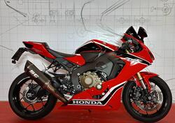 Honda CBR 1000 RR Fireblade (2017 - 19) usata