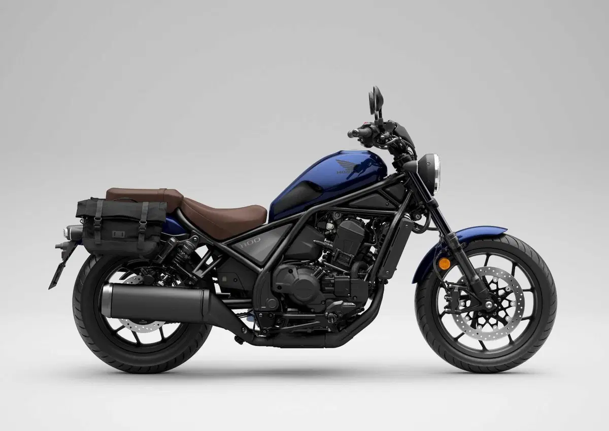 Honda CMX1100 Rebel 2025 DCT S.E. 2025. La "special di serie" (12)