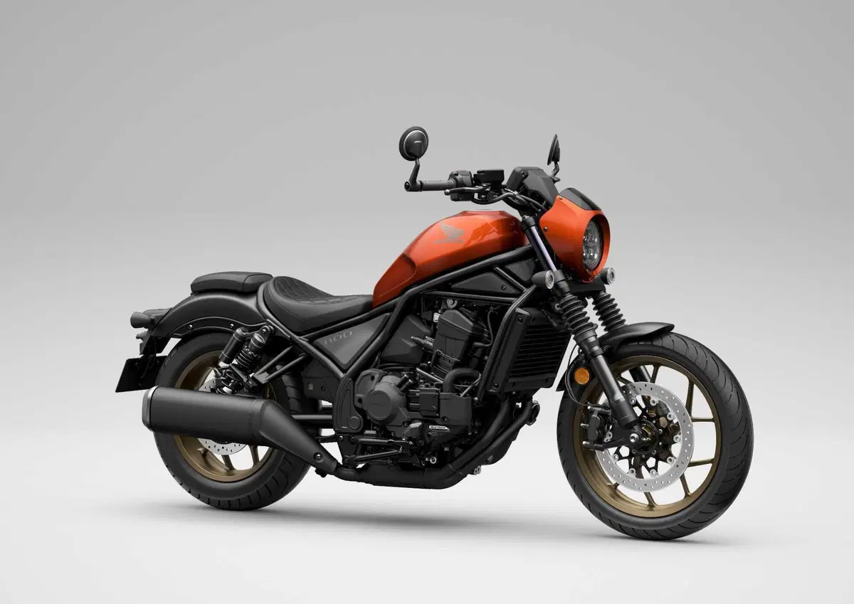 Honda CMX1100 Rebel 2025 DCT S.E. 2025. La "special di serie" (14)